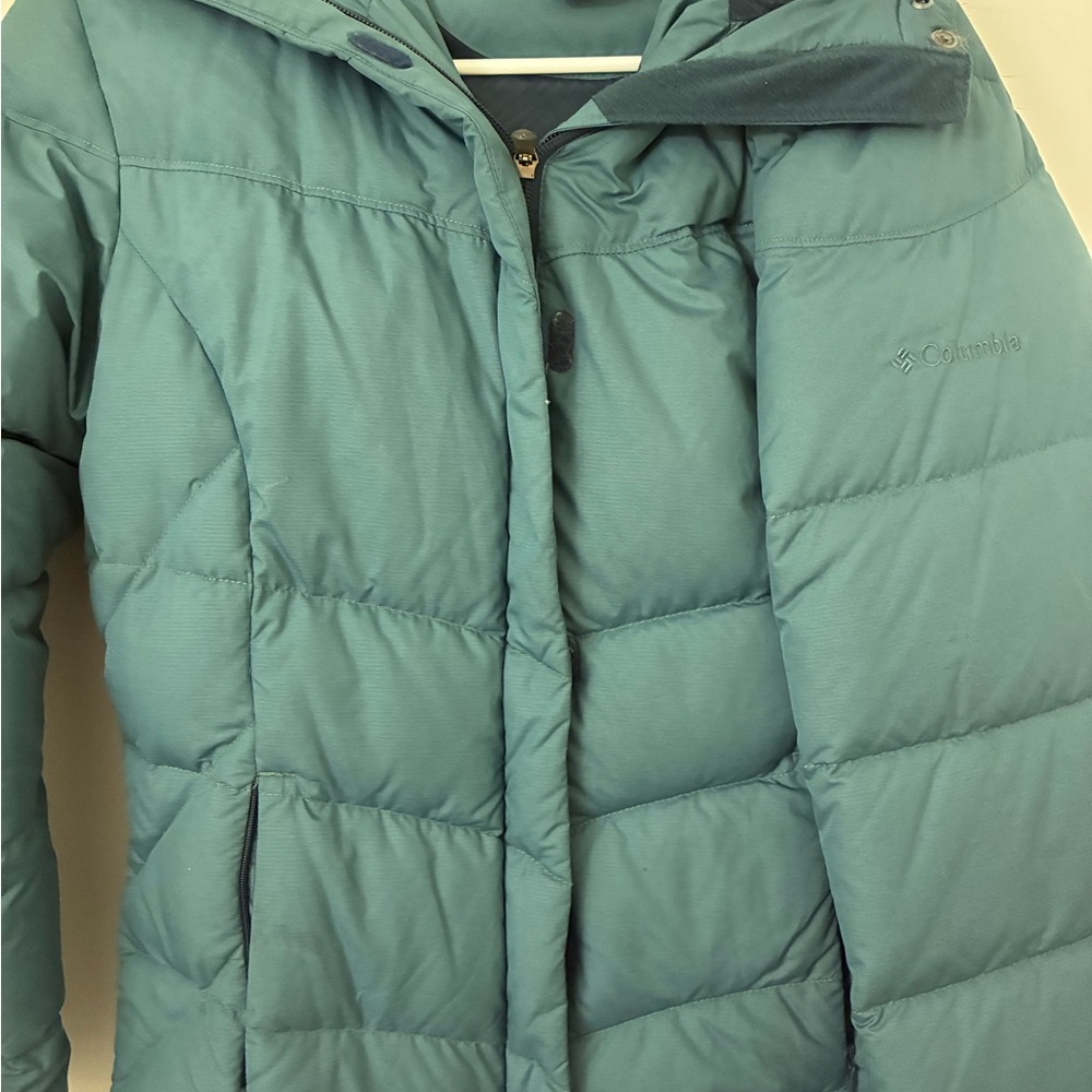 Columbia Women's Teal Puffer Jacket